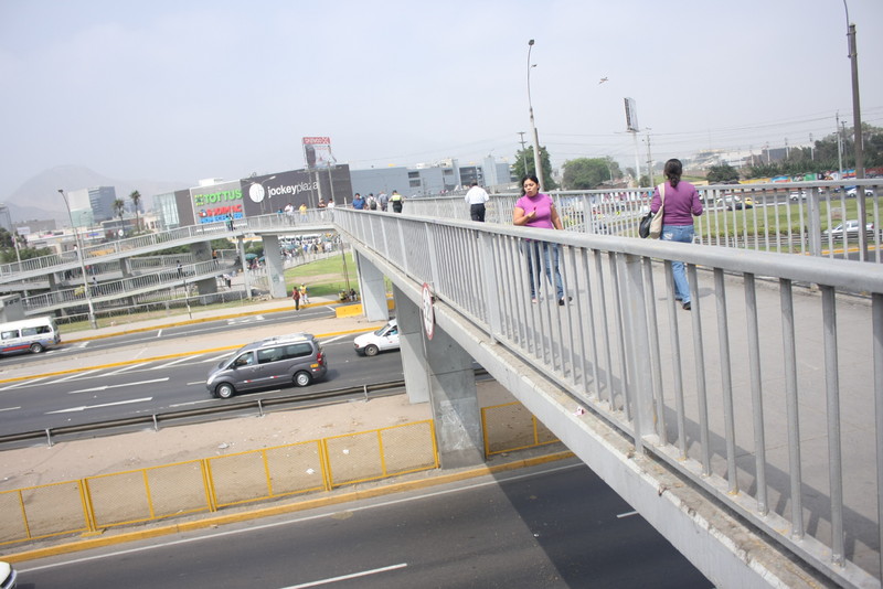 Vía de Evitamiento de Lima. Una de las más importantes vías expresas de la ciudad