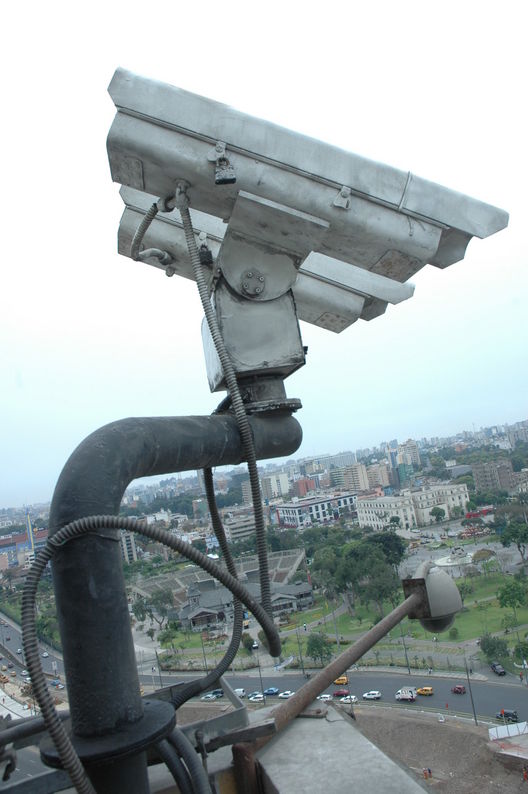Cámaras de Seguridad en la Plaza Grau