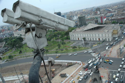 Cámaras de Seguridad en la Plaza Grau