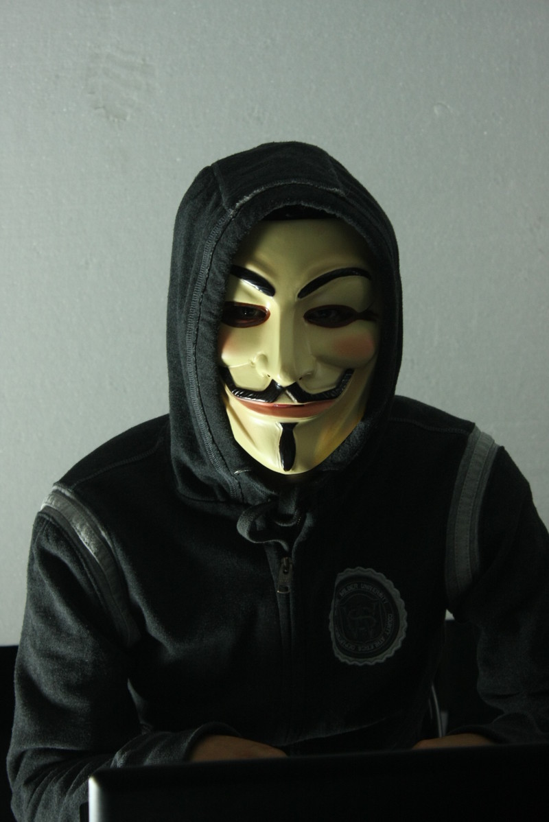 Anonymous ¿quiénes son y cómo actúan? Su lema es 'El conocimiento es libre. Somos Anonymous. Somos Legión. No perdonamos. No olvidamos.