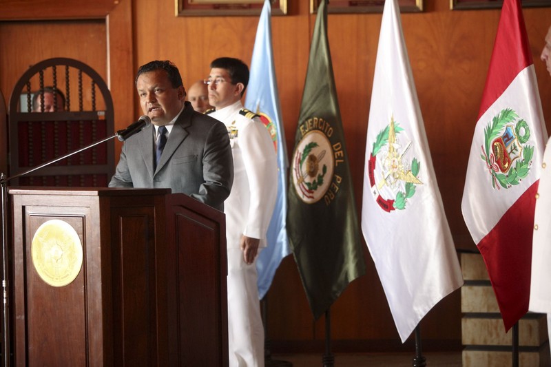 Ministro de Defensa, José Urquizo, participó  en ceremonia de saludo de los altos mandos de las Fuerzas Armadas