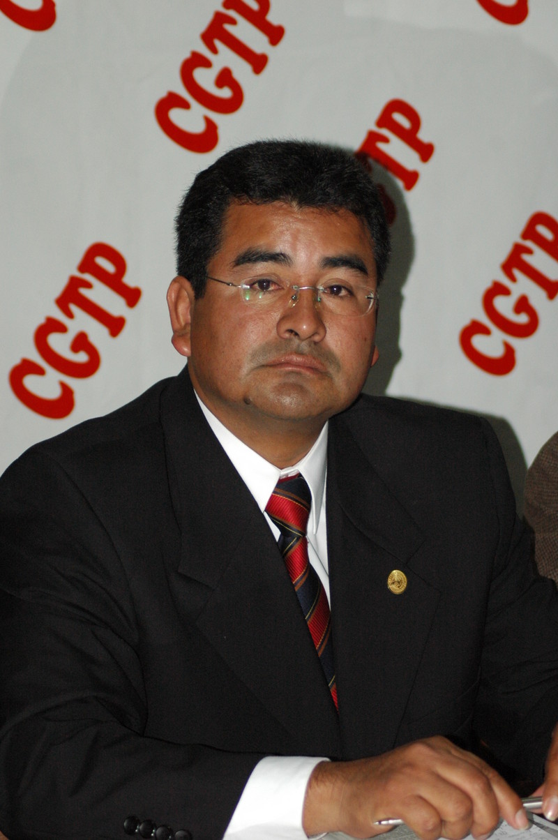 Presidente regional de Áncash, César Álvarez, afirmó que iniciará junto a 10 de sus homólogos una recolección de firmas para disolver el Congreso