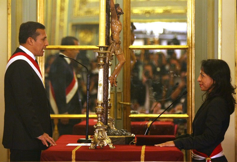 Presidente Ollanta Humala, tomó juramento a Gladys Triveño como nueva ministra de la Producción