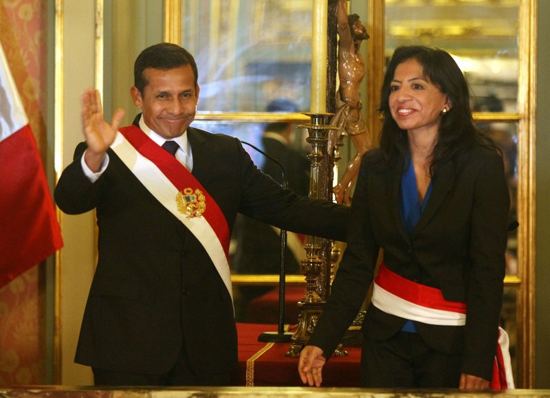 Presidente Ollanta Humala, tomó juramento a Gladys Triveño como nueva ministra de la Producción