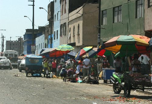 Ambulantes, la necesaria Limpieza de las calles de Lima