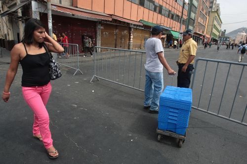 Ambulantes, la necesaria Limpieza de las calles de Lima