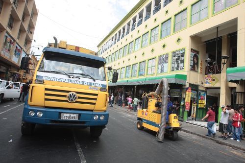 Ambulantes, la necesaria Limpieza de las calles de Lima