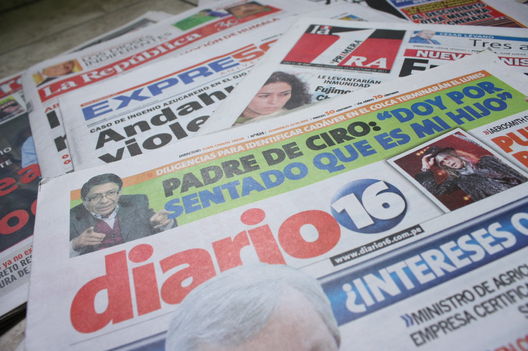 Portadas de Diarios y revistas de lima