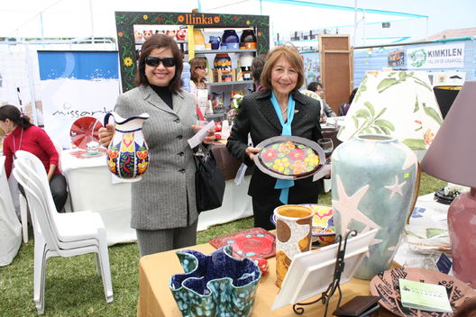 VIII Bazar Internacional, organizado por la Asociación de Damas de las Naciones Unidas (ADNU)