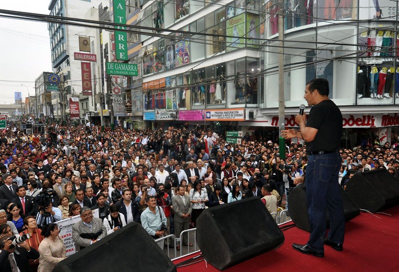 Presidente Ollanta Humala participó en la celebración por los 50 años del Emporio del centro comercial de Gamarra