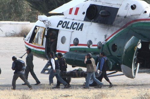 Restos de Ciro Castillo llegan a la ciudad de Arequipa