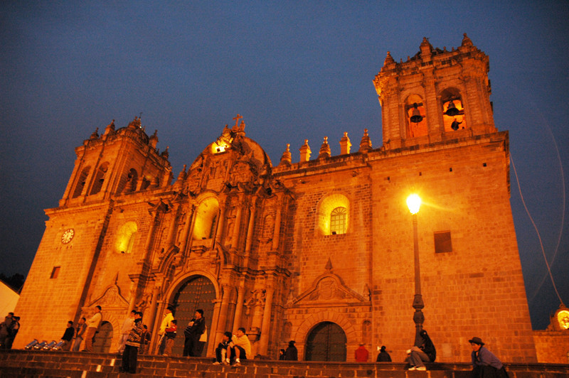 La Catedral del Cuzco o Catedral Basílica de la Virgen de la Asunción es el principal templo de la ciudad del Cuzco, en Perú