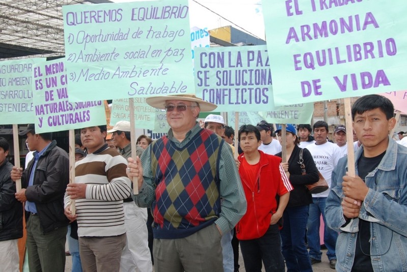 Marcha por la paz en la ciudad de Cajamarca