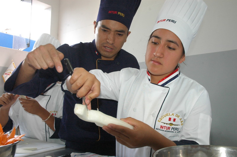 La gastronomía es un arte que permite conocer, preparar, crear, innovar y disfrutar de las tradiciones culinarias