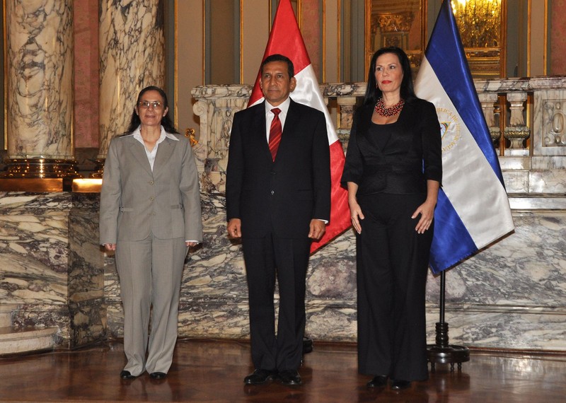 Presidente Ollanta Humala recibió cartas credenciales de embajadores de Nicaragua, San Marino, Angola y Fiji