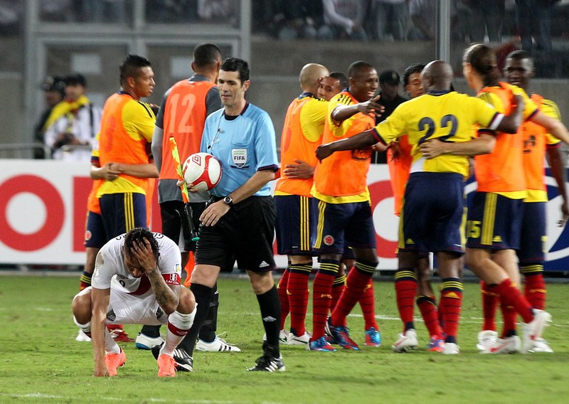 Selección Peruana perdió por un tanto a cero frente a Colombia en el estadio nacional