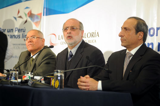 El presidente del Congreso Daniel Abugattás inauguró esta mañana la II Conferencia Internacional Anticorrupción en el hotel Marriot de Miraflores