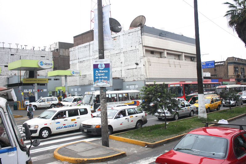 Municipalidad de Lima inicia el ordenamiento del corredor Abancay- Manco Cápac en el distrito de La Victoria