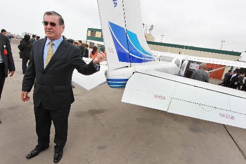 Ministro del Interior, Óscar Valdés, presentó bienes incautados a narcotraficantes por la suma de siete millones de dólares, en la División de la Policía Aérea