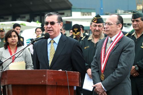 Ministro del Interior, Óscar Valdés, presentó bienes incautados a narcotraficantes por la suma de siete millones de dólares, en la División de la Policía Aérea