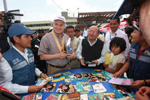 Ministro de Justicia Francisco Eguiguren asistió al Festival de Justicia Registral organizado en San Juan de Miraflores