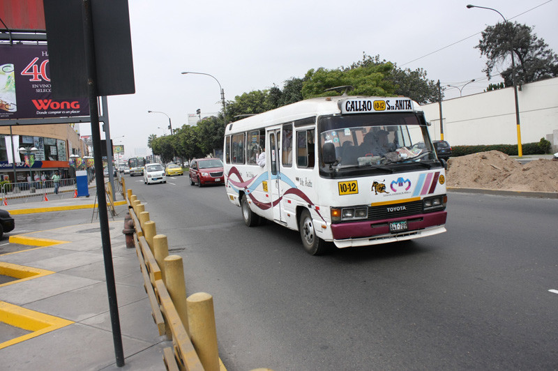 Municipalidad de lima dispuso desde el 2 de junio que los medios de transporte público no podrán poner música y  el comercio anbulatorio