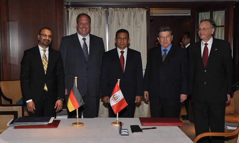 Presidente Ollanta Humala, participó de firma de importantes convenios de cooperación entre Perú y Alemania