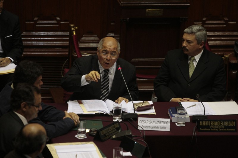 Presidente del Poder Judicial,César San Martín y el fiscal de la Nación José Peláez Bardales se presentan en el congreso