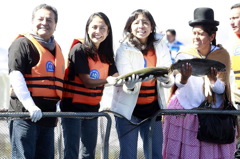Primera Dama Nadine Heredia en el lanzamiento de la marca colectiva 'Andean Trout' (trucha andina) en Puno