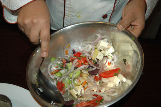 Preparacion de Solterito de Queso...una delicia arequipeña