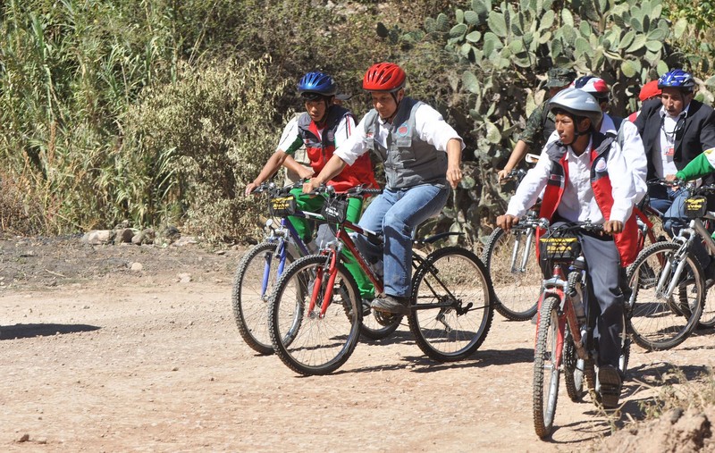 Presidente Ollanta Humala, presento programa 'Rutas Solidarias: bicicletas rurales para llegar a la escuela'en andahuaylas