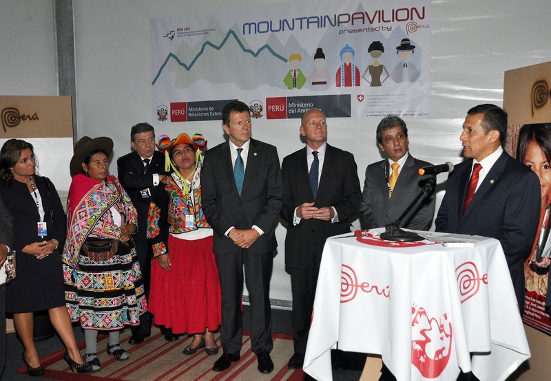 Presidente Ollanta Humala, inauguró el Pabellón de Montañas, ubicado en el Parque de los Atletas en Río de Janeiro, Brasil