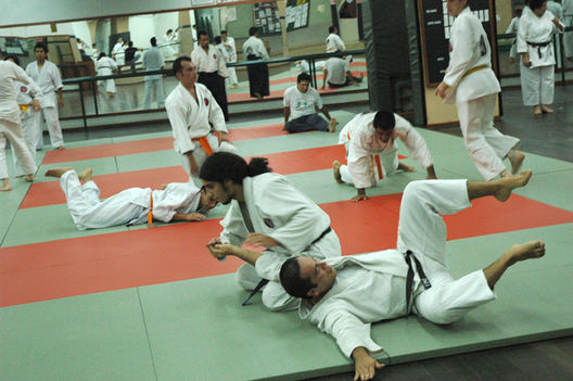 La práctica del Karate y la Defensa Personal en Lima