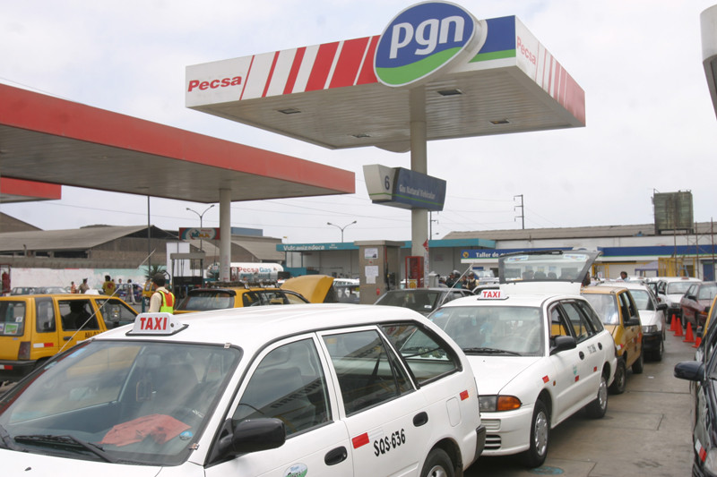 Grifos bajan precios de los combustibles progresivamente en Lima