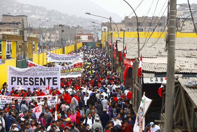 Trabajadores de 'La Parada' amenazan con huelga indefinida