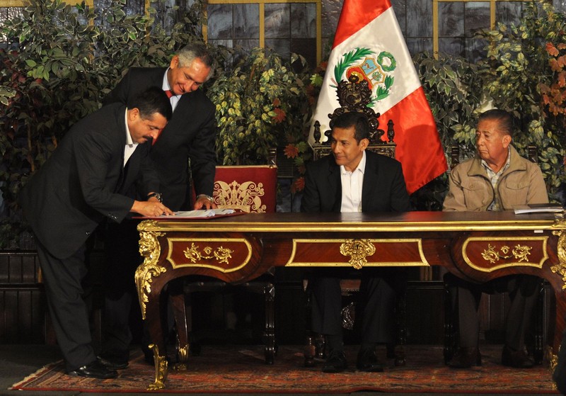Jefe de Estado, Ollanta Humala, se reunió con Alcaldes de Cajamarca en Palacio de Gobierno