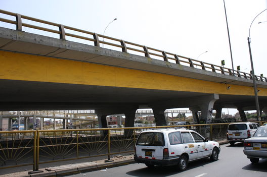 Imágenes del Trébol de la Av. Venezuela con Universitaria