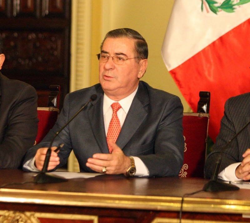Presidente del Consejo de Ministros, Oscar Valdés en conferencia de prensa en Palacio de Gobierno