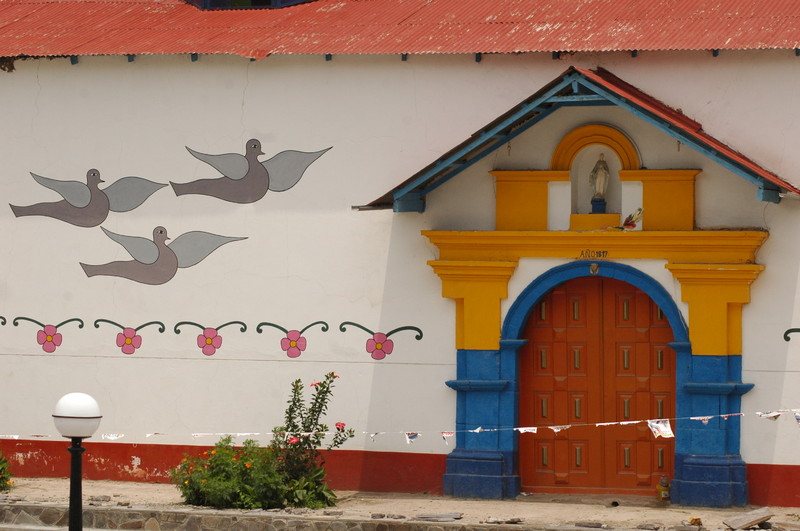 Antioquía es un pueblo muy pintoresco, ubicado en el Valle del río Lurín, a 75 kilometros de distancia de Lima