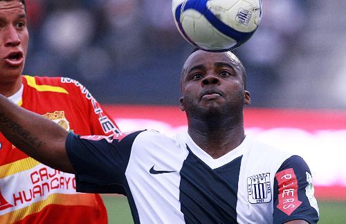 Imágenes del encuentro entre el Alianza Lima y el Sport Huancayo