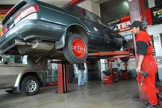Las revisiones técnicas vehiculares en el Perú, un paso obligado