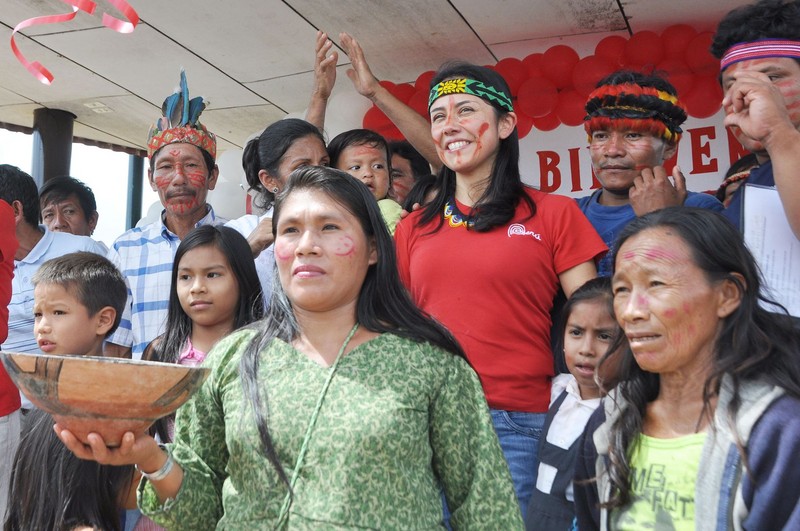 Primera Dama, Nadine Heredia, visitò comunidades nativas afectadas por inundaciones en el distrito de Andoas Loreto