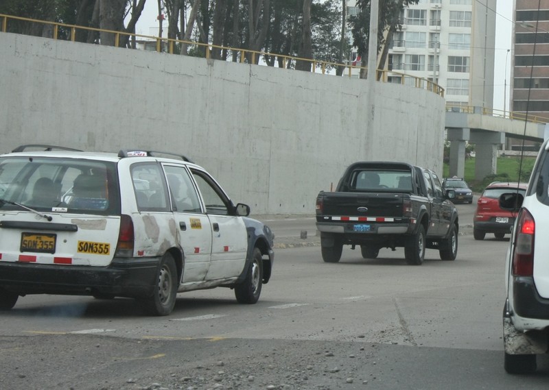 Taxis que tengan más de 15 años dejarán de circular en el 2014