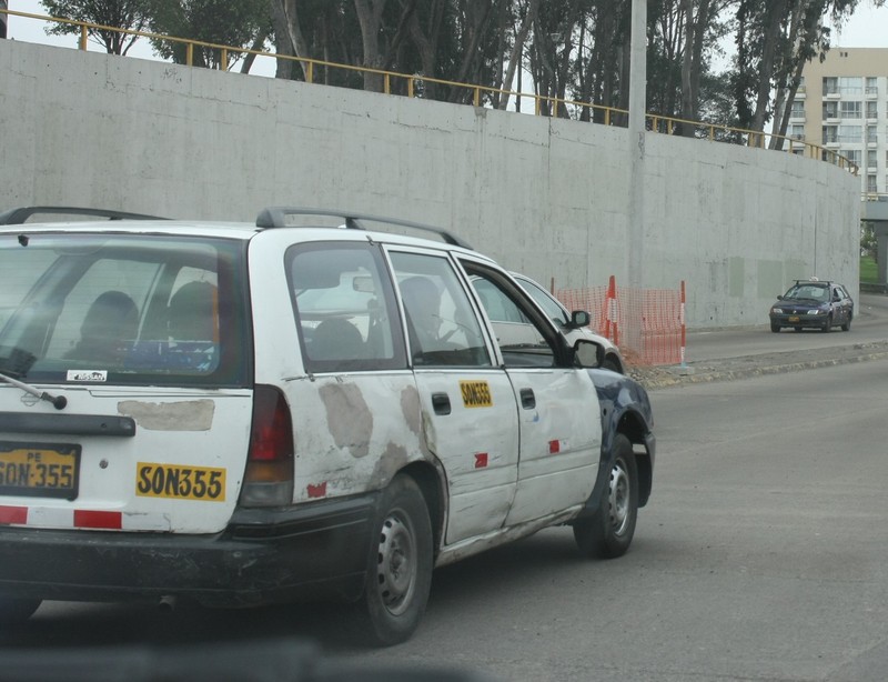 Taxis que tengan más de 15 años dejarán de circular en el 2014
