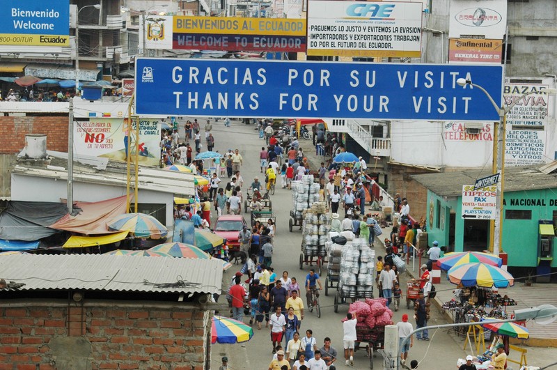 En la frontera Perú - Ecuador no hay auoridades que pongan orden