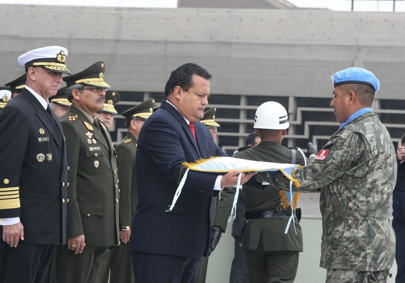 Ministro de Defensa, José Urquizo Maggia, dio la despedida al contingente de Cascos Azules que partirá a Haití