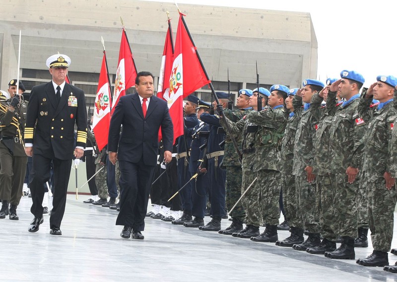 Ministro de Defensa, José Urquizo Maggia, dio la despedida al contingente de Cascos Azules que partirá a Haití