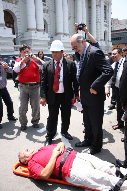Personal del Congreso de la República participó en el Simulacro Nacional de Sismo y Tsunami