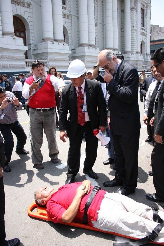 Personal del Congreso de la República participó en el Simulacro Nacional de Sismo y Tsunami