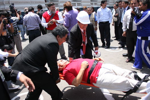 Personal del Congreso de la República participó en el Simulacro Nacional de Sismo y Tsunami